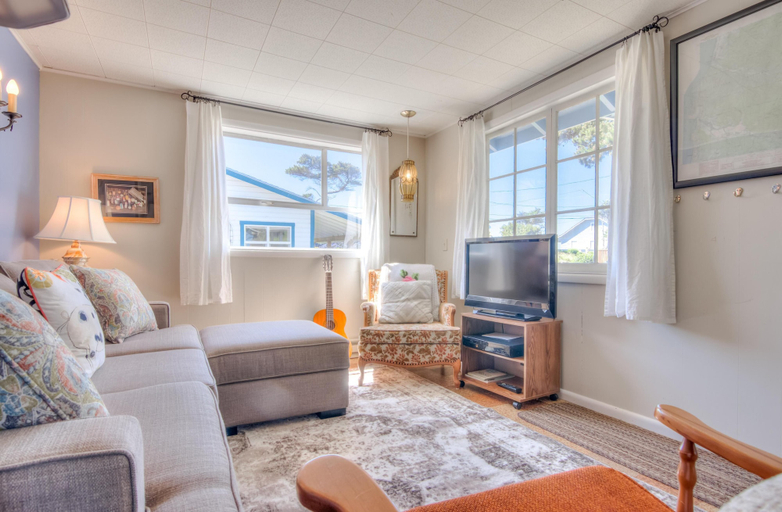 Others 1, Blue Beach Cottage, Tillamook