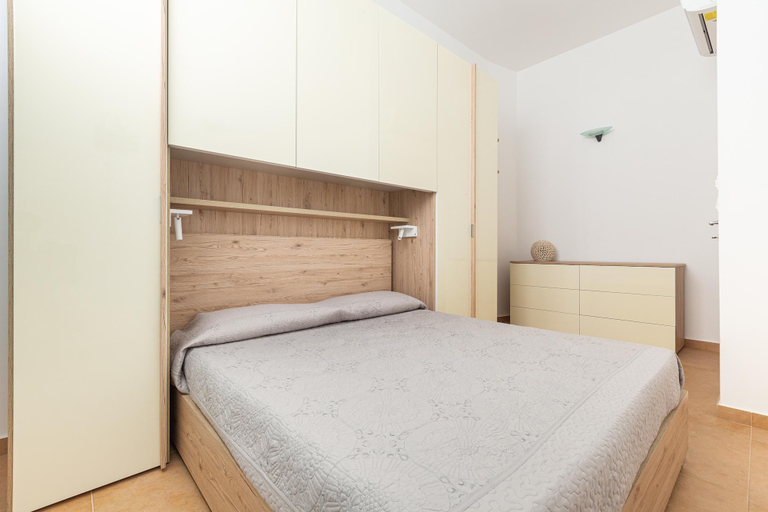 Bedroom 5, 2719 Villino Isidoria by Barbarhouse, Lecce