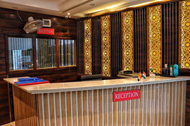 Public Area 3, Hotel Emblem Suites, West