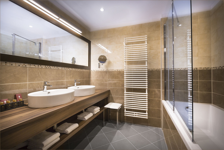 Bathroom 4, Remisens Casa Rosa, Annexe, Piran