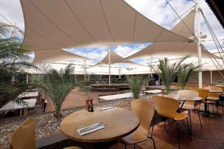 Food & Drinks 4, Emu Walk Apartments, Petermann-Simpson