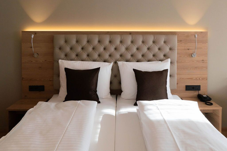 Bedroom 3, Rossano Hotel & Ristorante, Ansbach