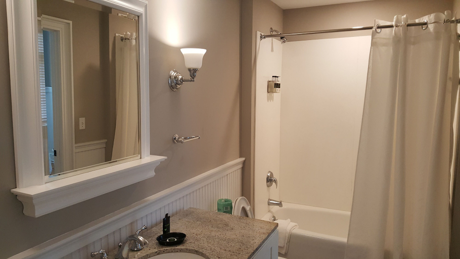 Bathroom 3, Eagle Cottages at Gulf State Park, Baldwin