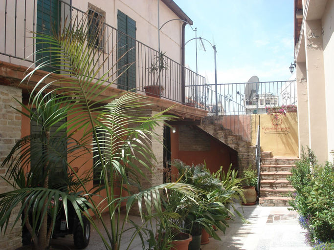 Exterior & Views, Il Giardino Segreto, Cagliari