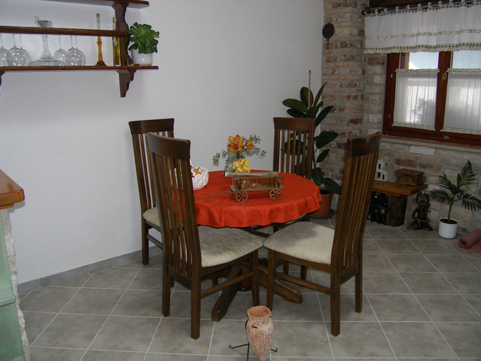 Others 4, Easeful Pifar Apartment great location, Medulin