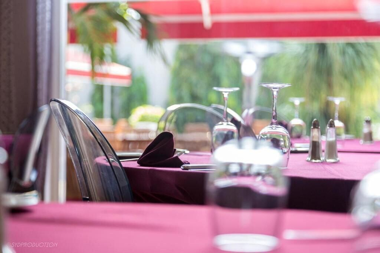 Food & Drinks 5, Hotel Millenium, Conakry