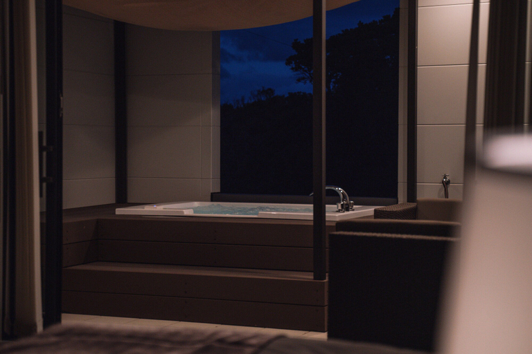 Bathroom 3, Natura FUKUGI, Motobu
