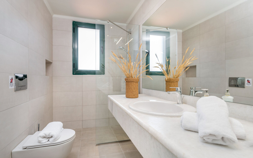 Bathroom 4, Phoenix Beach Hotel, Ionian Islands