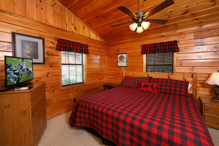 Bedroom 3, Just Hanging Out - Three Bedroom Cabin, Sevier