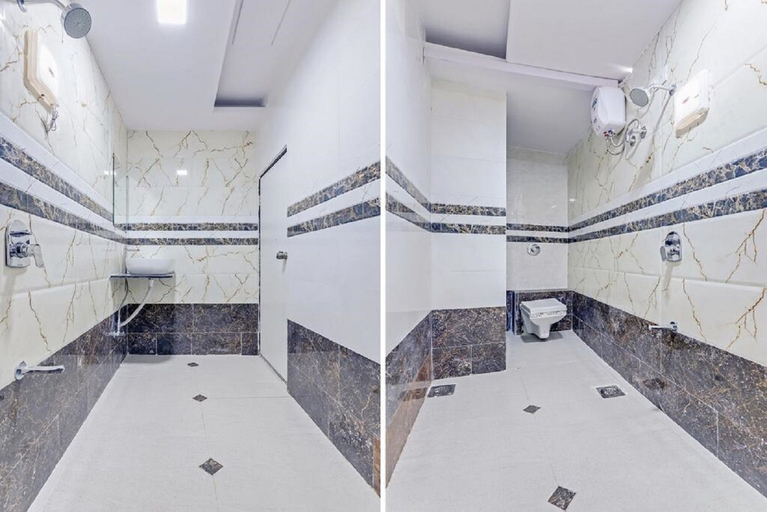 Bathroom 4, Hotel Shiv Inn, Vadodara