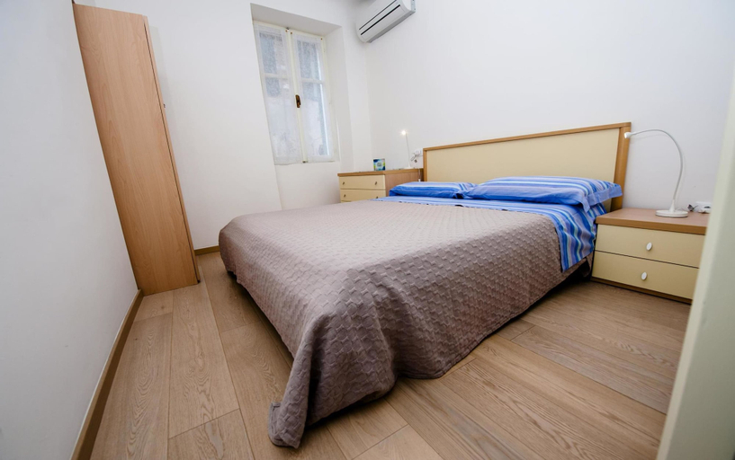 Bedroom 2, Apartment Al Porto, Rovinj