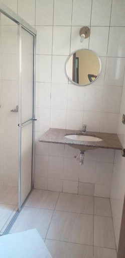 Bathroom, Hotel Guarini, Monte Sião