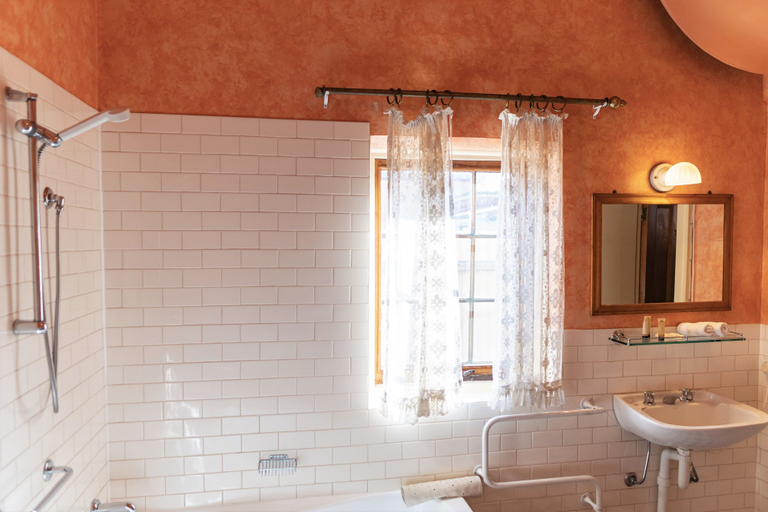 Bathroom 4, Adelaide Heritage Cottages & Apartments, Adelaide