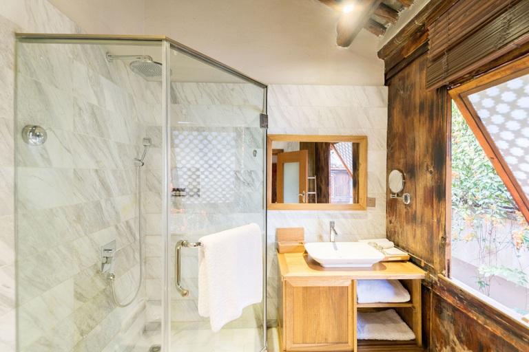 Bathroom 5, Dali Old Courtyard Boutique Inn, Dali Bai