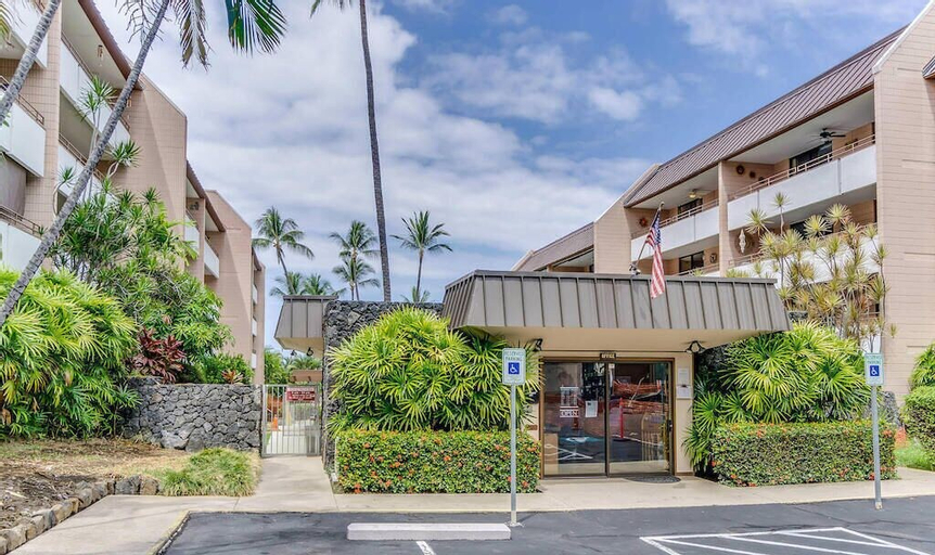 Exterior & Views 2, White Sands Village Oceanfront, Hawaii