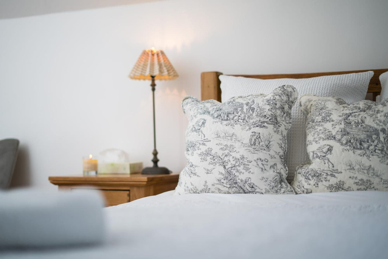 Bedroom 2, The Firs, Bath and North East Somerset