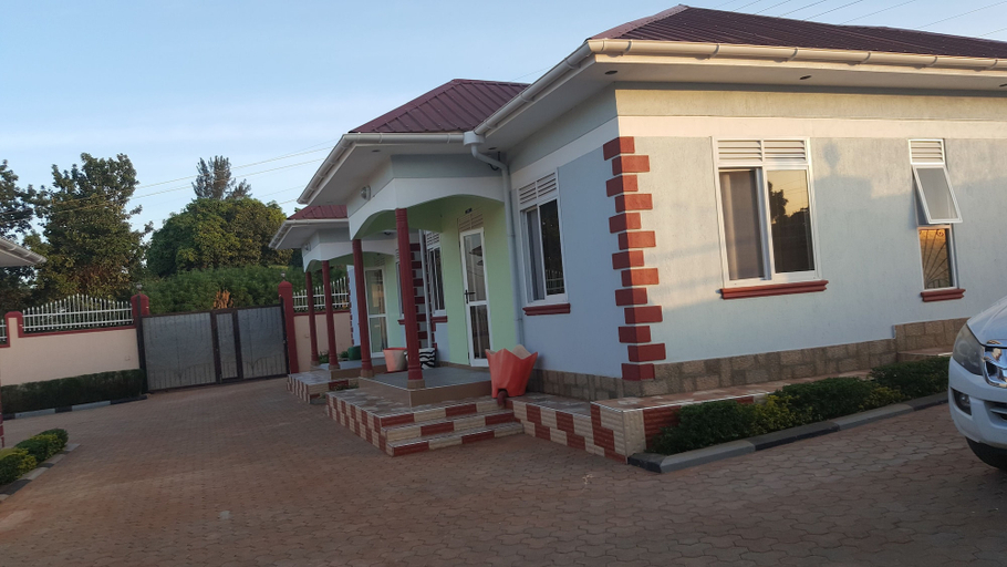 Exterior & Views 2, Luhan suites, Buikwe