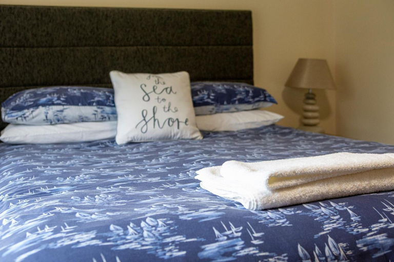Bedroom 2, Sutton Staithe Hotel, Norfolk