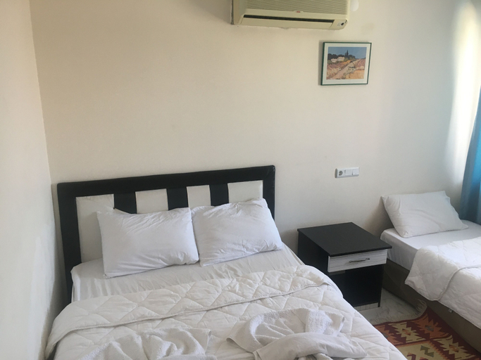 Bedroom 4, Ozturk Hotel, Akköy