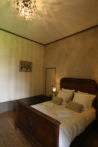 Bedroom 3, Domaine de Champ rose, Charente