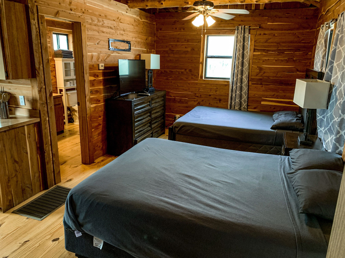 Bedroom 2, Log Cabin 2 at Son's Blue River Camp, Caldwell
