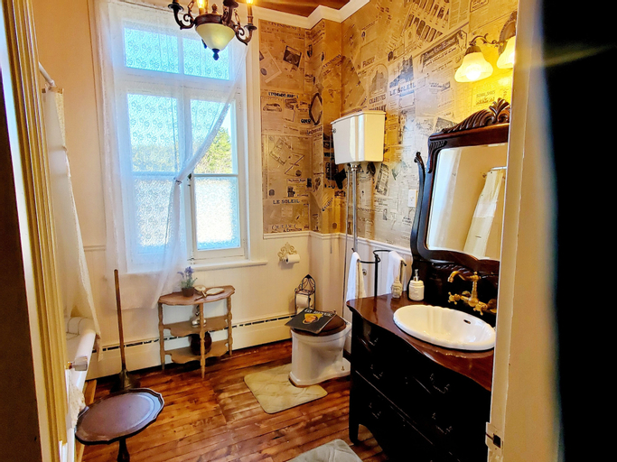 Bedroom 3, L'Ancien Presbytère de St-Marcel, L'Islet