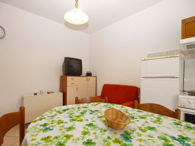 Bedroom 2, Apartment 1858, Fažana