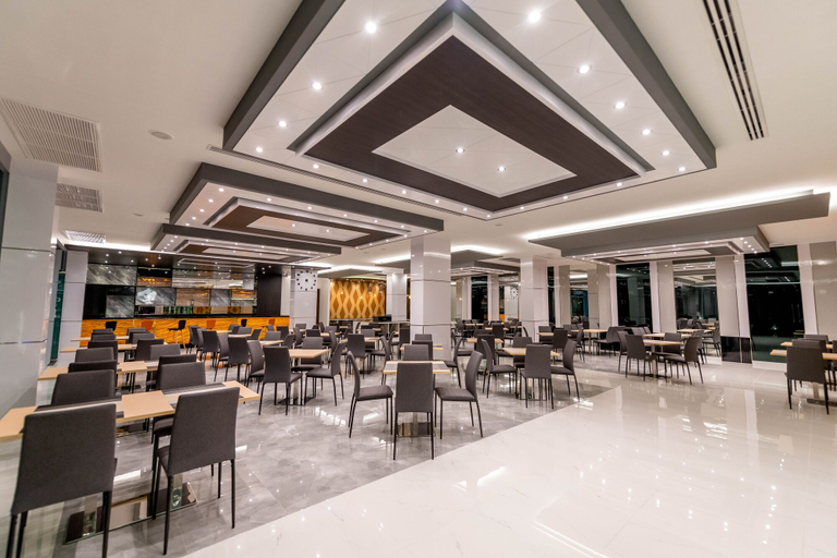Food & Drinks 5, The Proud Hotel Pattaya, Pattaya
