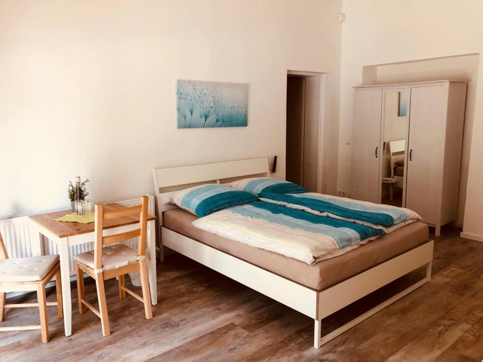 Bedroom 4, Pension Kaffeefreunde, Berlin