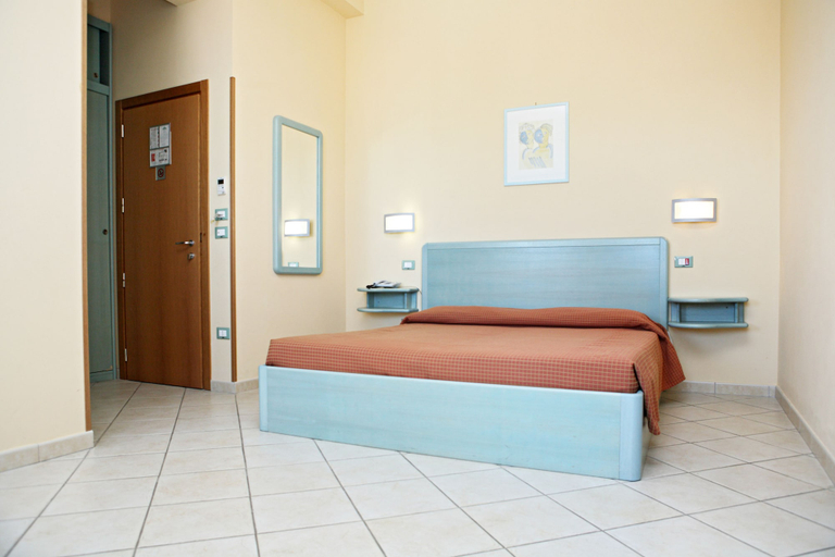 Bedroom 3, Abbazia Club Hotel Marotta, Pesaro E Urbino