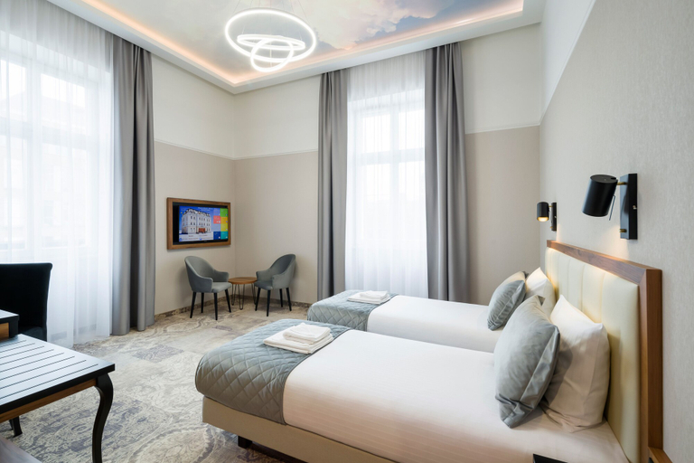 Bedroom 3, Sky Hotel Kraków, Kraków City