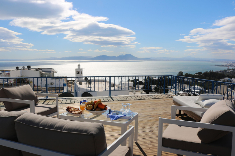 Food & Drinks, Les Jardins Du Phare De Sidi Bou Said, Carthage