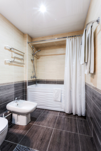 Bathroom 3, Buryatia Hotel, Ulan-Ude