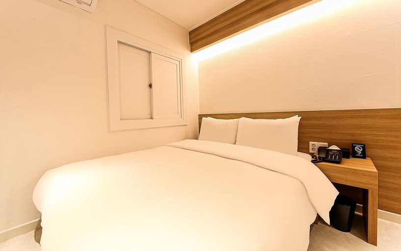Bedroom 4, Busan Seomyeon Business Hotel J7                                                                , Busanjin