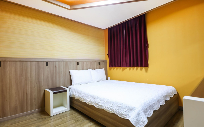 Bedroom 1, Mokpo Udall Hotel, Muan