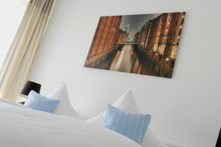 Bedroom 3, Hotel Blauer Fasan, Aurich