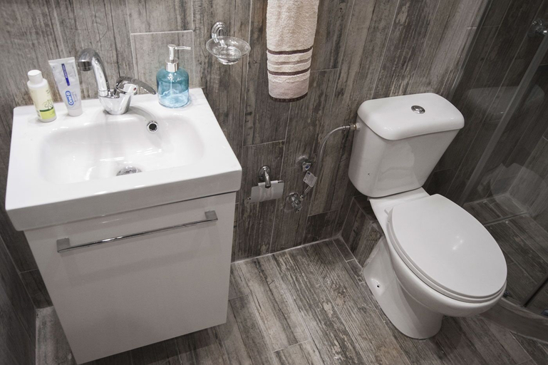 Bathroom 3, InCity La Central 203, Deluxe Flat, Central Macedonia