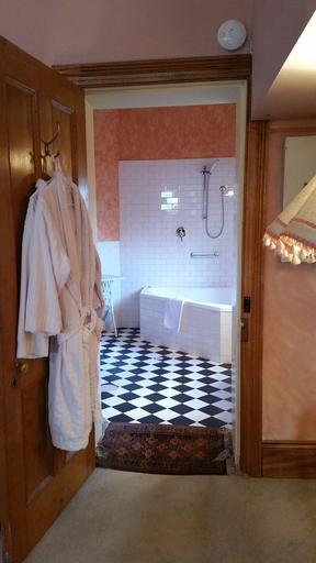 Bathroom 4, Adelaide Heritage Cottages & Apartments, Adelaide