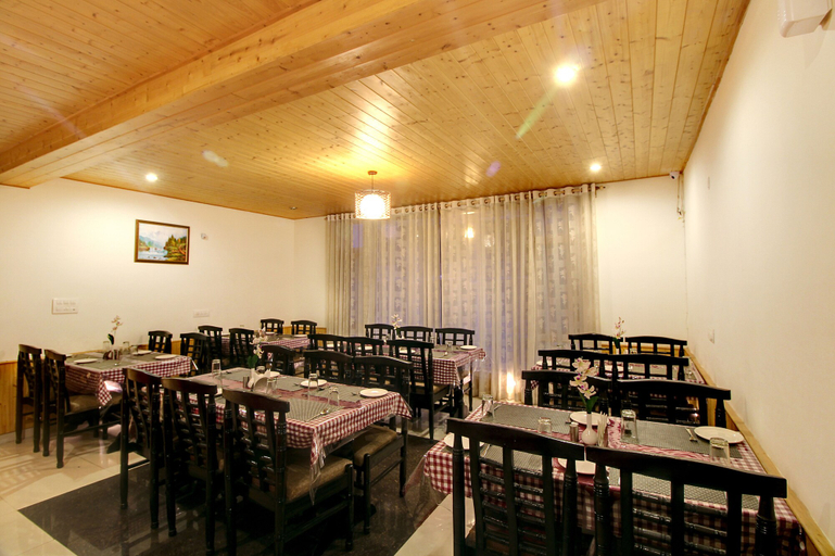 Food & Drinks 5, Hotel Thomas villa, Kullu