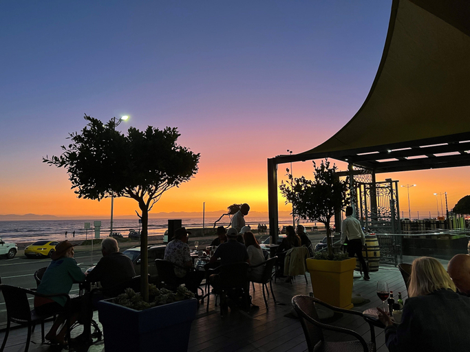 Food & Drinks 5, YEBO Boutique Guesthouse, City of Cape Town