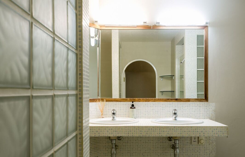 Bathroom 3, Crestwood, Umgungundlovu
