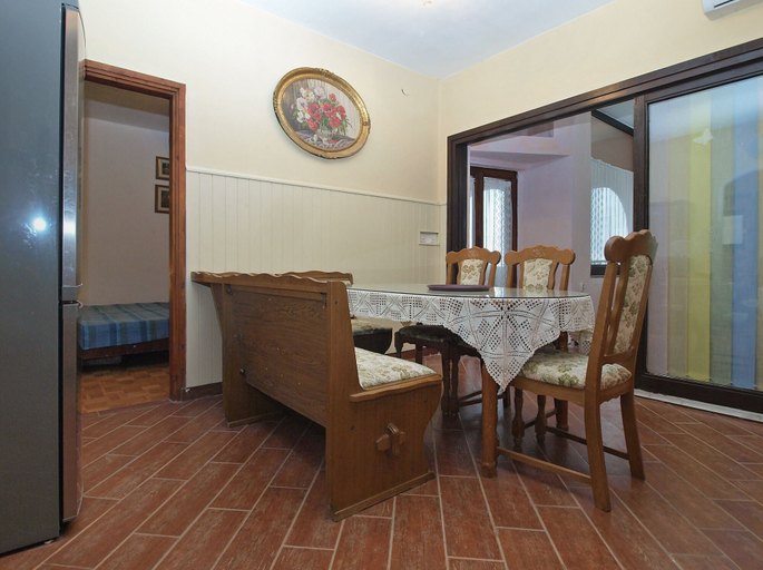 Others 5, Apartment 1775, Medulin