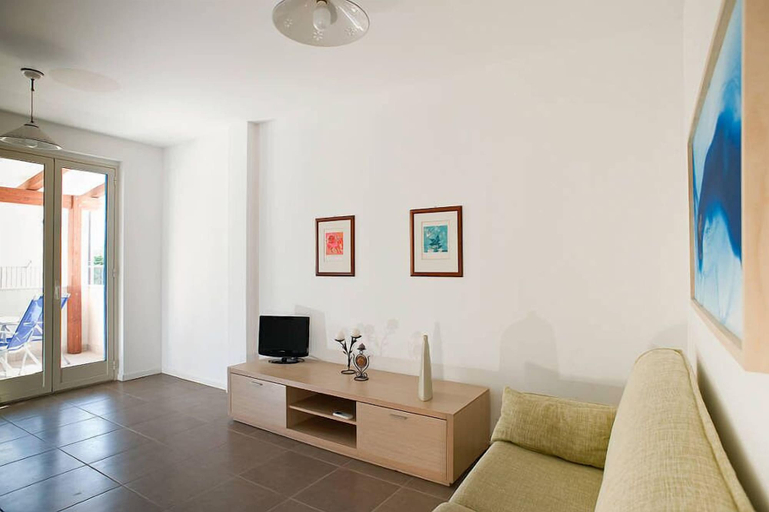 Others 4, Dolce Mare 5, Ragusa