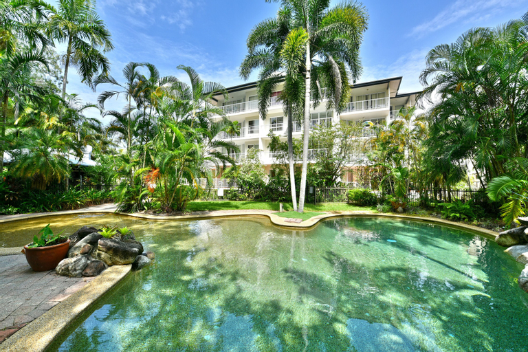 Golden Sands Beachfront Apartment Resort, Cairns