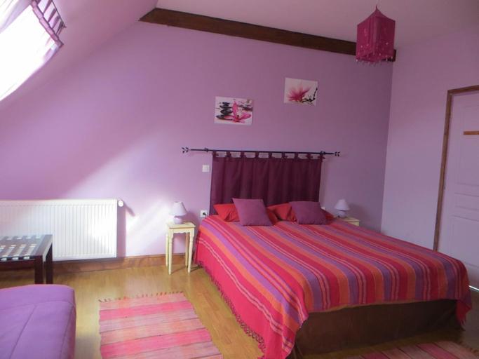 Bedroom 5, Roulotte à la Ferme de l'Isle, Loir-et-Cher