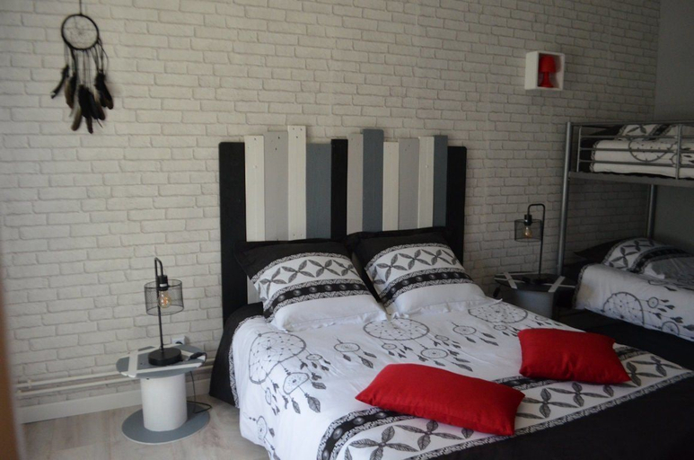 Bedroom 3, Chambres d'hotes L'Amandier, Pyrénées-Orientales