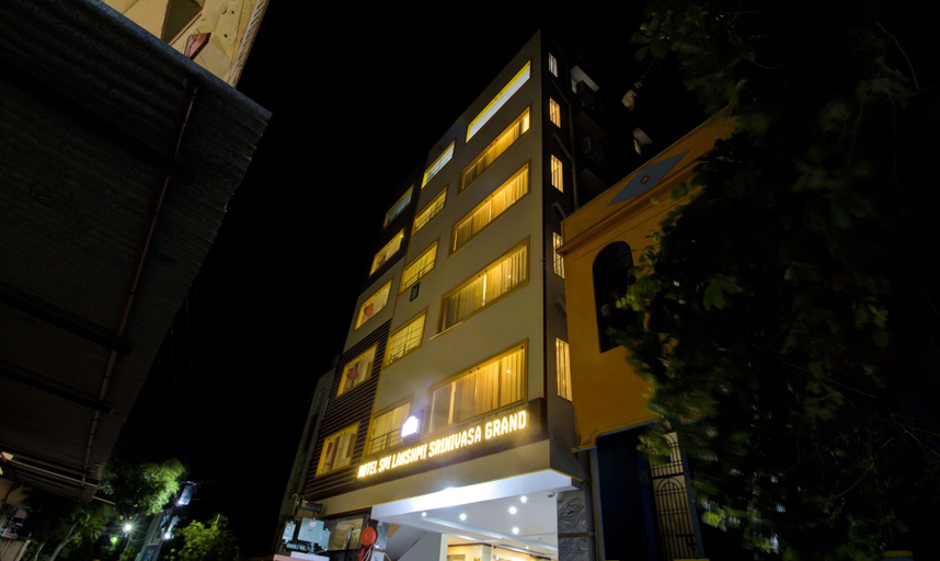 Exterior & Views 2, Treebo Sls Grand, Chittoor