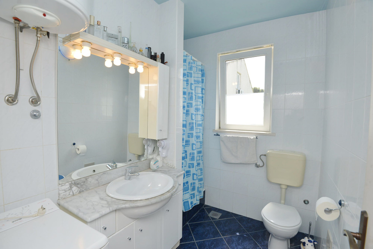 Bathroom 4, Villa Elly Apartments, Dubrovnik