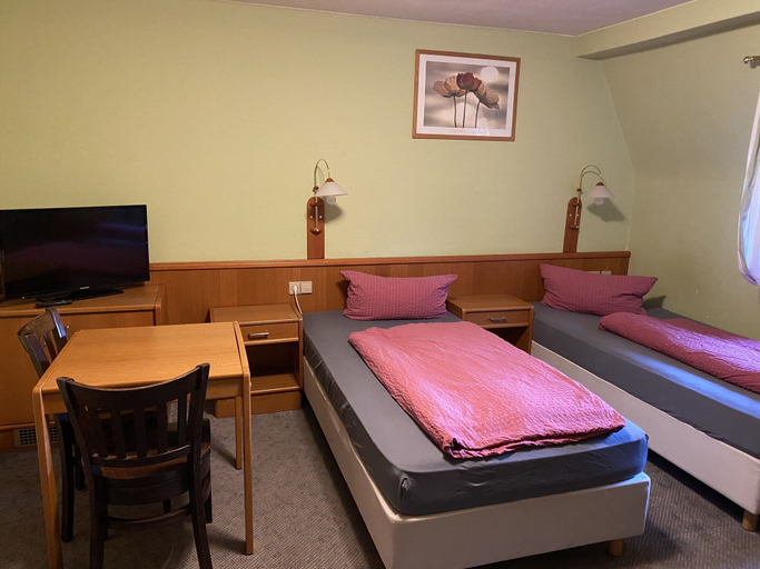Bedroom 4, Quickborner Hof, Pinneberg