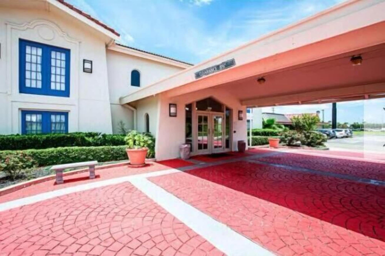 Exterior & Views 2, Scottish Inns and Suites Texas City, TX, Galveston